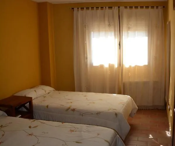 Leyendas De Monfraguee Апартаменты