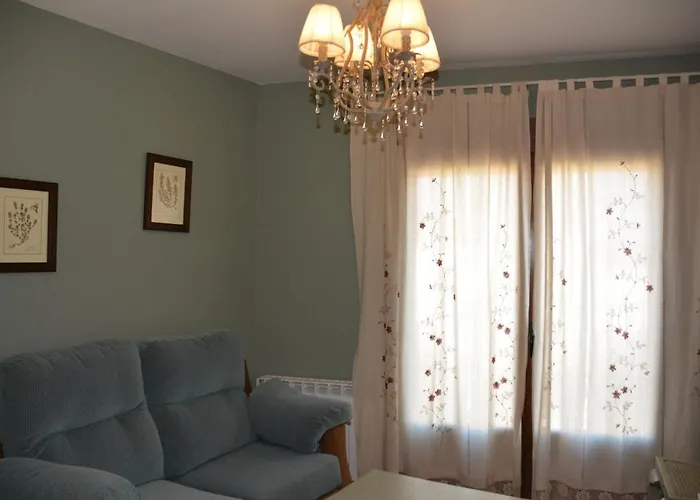 Leyendas De Monfraguee Апартаменты *